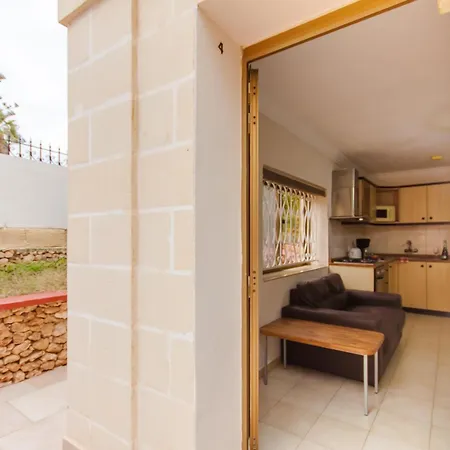 & Pool In Bay Mellieha