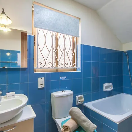 & Pool In Bay Apartment Mellieha