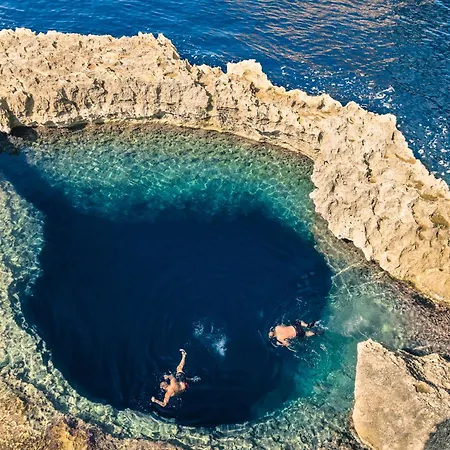 & Pool In Bay *