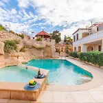 아파트 & Pool In Bay