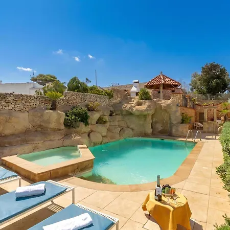 Apartman & Pool In Bay *