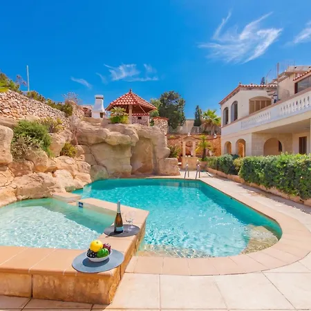 Apartman & Pool In Bay *