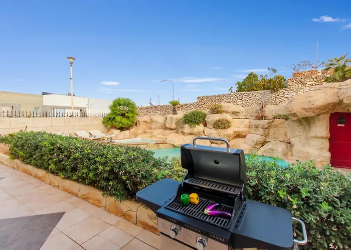 & Pool In Bay * メーリッハ