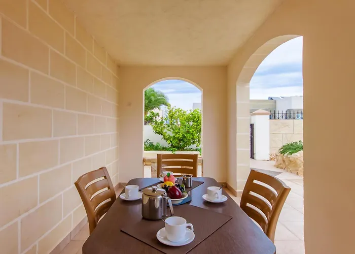 & Pool In Bay アパート