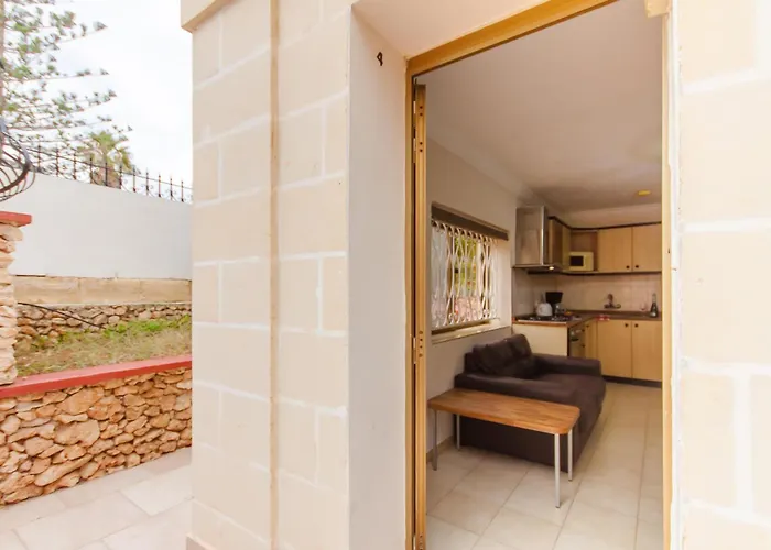 & Pool In Bay メーリッハ