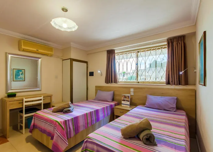 & Pool In Bay メーリッハ