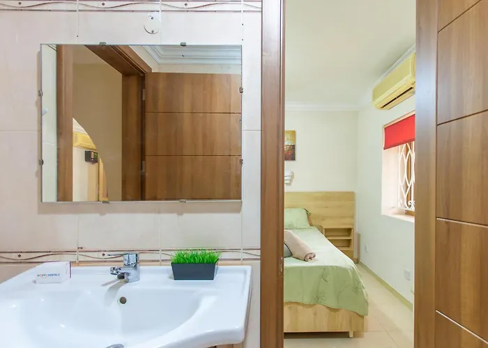 アパート & Pool In Bay *