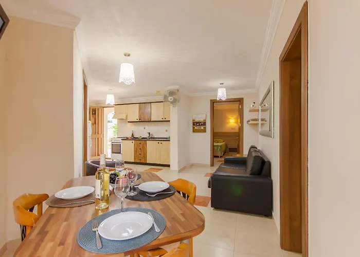 & Pool In Bay * メーリッハ